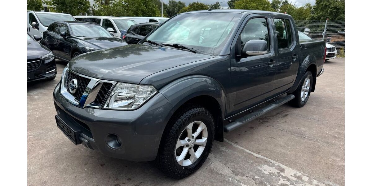 Nissan Navara 214.000 km 7.900 &euro; Detmold 32758