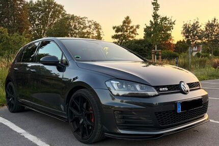 VW Golf 135.000 km 16.300 &euro; Halle 33790