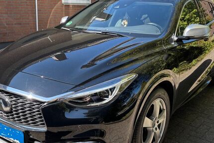 INFINITI Q30 79.580 km 16.800 &euro; Bünde 32257