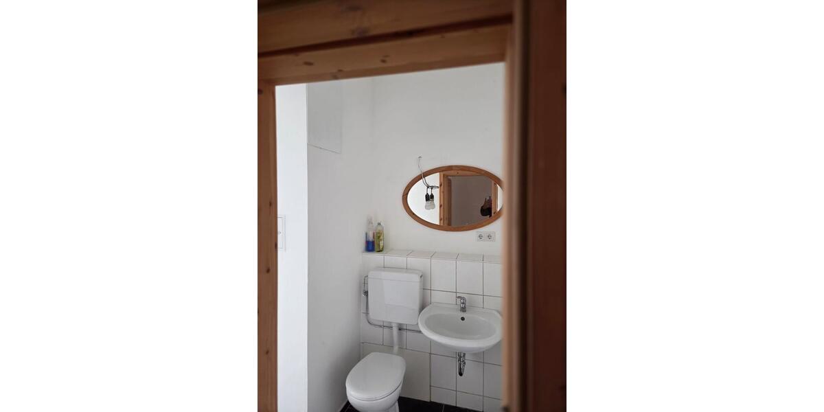 Etagenwohnung Detmold - 5 Zimmer, 120 m&sup2;, 1.200&euro; | Angebot:25638790