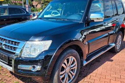 Mitsubishi Pajero 206.690 km 19.490 &euro; Halle (Westfalen) 33790