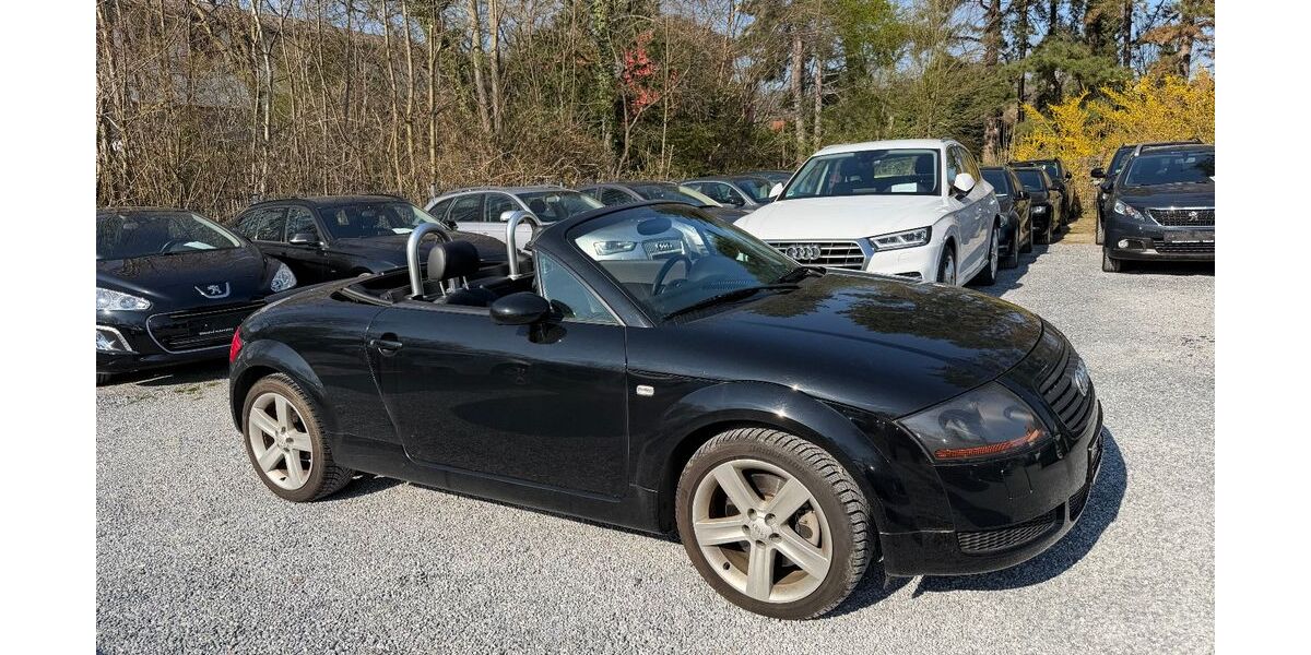 Audi TT 99.000 km 7.750 &euro; Detmold 32758