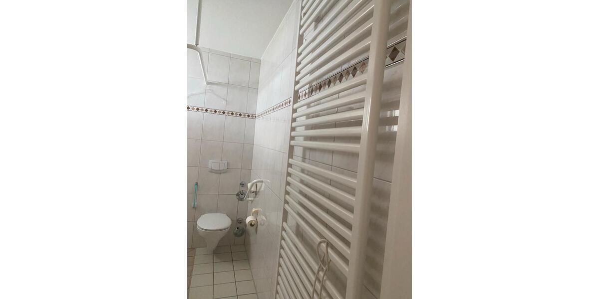 Etagenwohnung Bad Salzuflen Biemsen-Ahmsen - 1 Zimmer, 45 m&sup2;, 585&euro; | Angebot:26579809