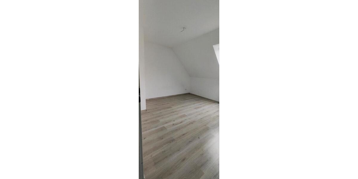 Dachgeschoßwohnung Herford Falkendiek - 4 Zimmer, 71 m&sup2;, 735&euro; | Angebot:26375183