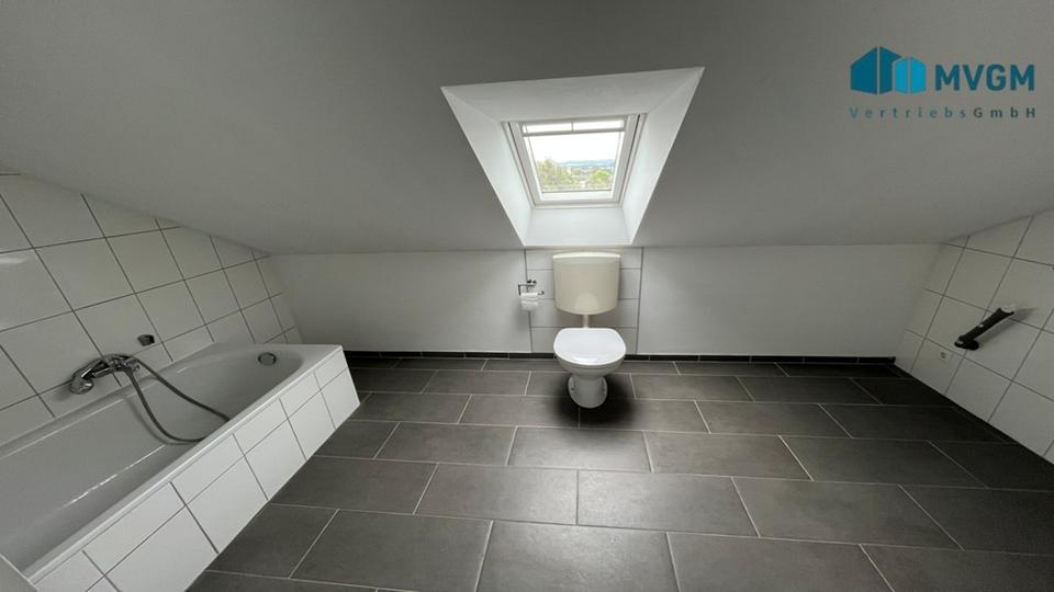 Etagenwohnung Lage - 3 Zimmer, 77 m&sup2;, 520&euro; | Angebot:26163730