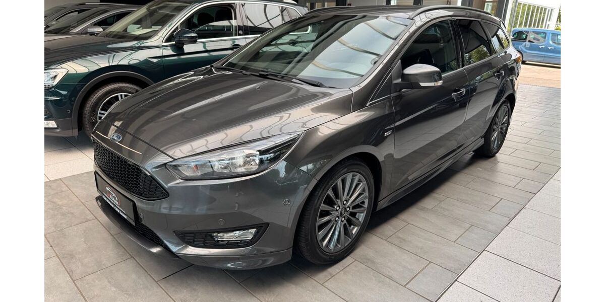 Ford Focus 132.000 km 8.450 &euro; Detmold 32758