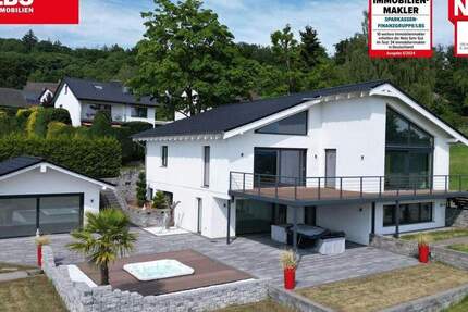 Haus Lemgo - 6 Zimmer, 242 m&sup2;, 999.999&euro; | Angebot:25741343