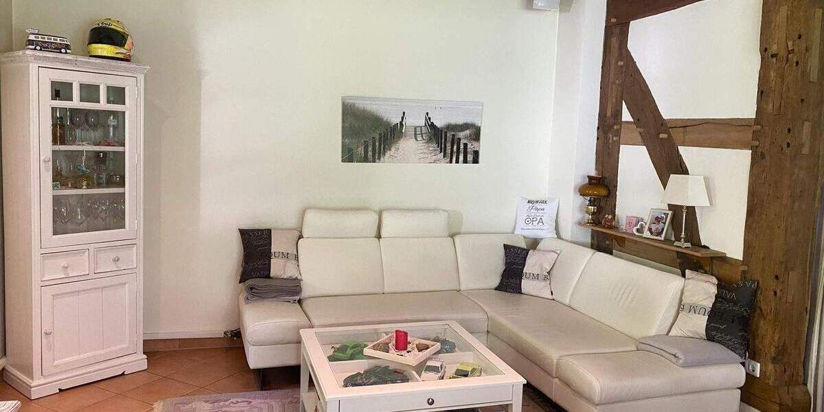 Idyllisches Fachwerkhaus mit Einliegerwohnung & Garten in Sennestadt 5 zimmer