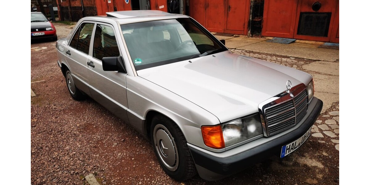Mercedes-Benz 190 214.000 km 8.000 € Halle 33790