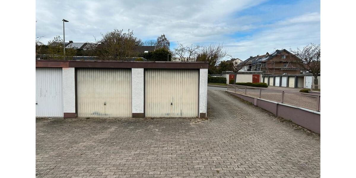 Garagen / Stellplätze Bielefeld Schildesche - 95&euro; | Angebot:25959440