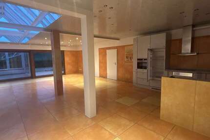 Haus zum Kaufen in Bielefeld 328.000 € 137.72 m² 3 zimmer