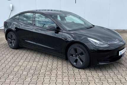 Tesla Model 3 36.800 km 29.990 &euro; Bielefeld 33607
