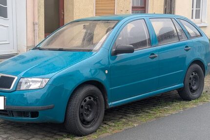 Skoda Fabia 149.461 km 1.600 &euro; Lemgo 32657