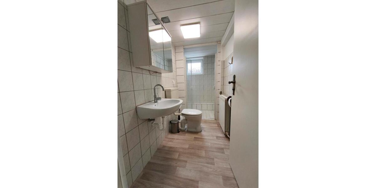 Erdgeschoßwohnung Lemgo - 2 Zimmer, 40 m&sup2;, 330&euro; | Angebot:25641580