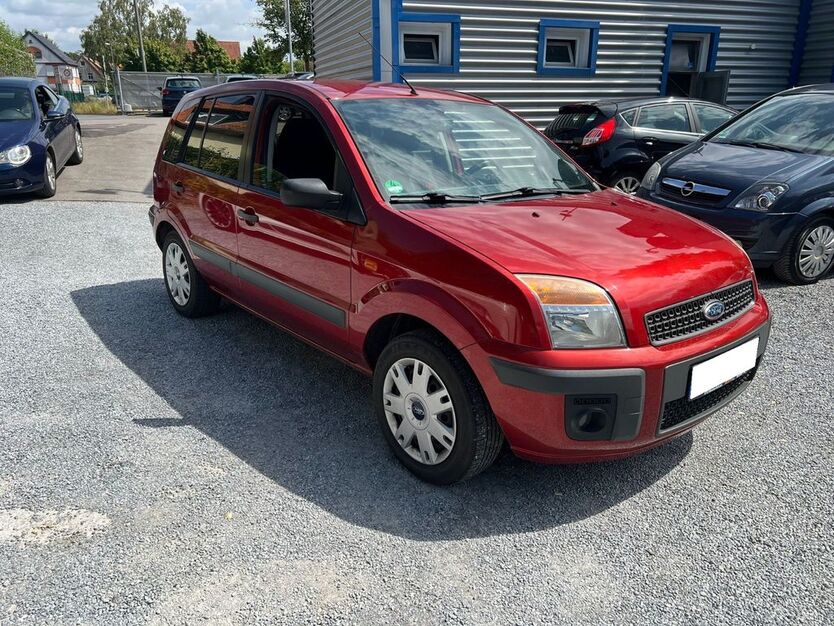 Ford Fusion 314.000 km 1.200 € Detmold 32758