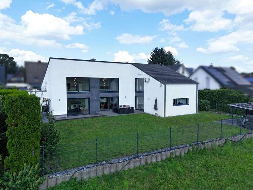 Haus zum Kaufen in Steinhagen 842.000 € 287.62 m²