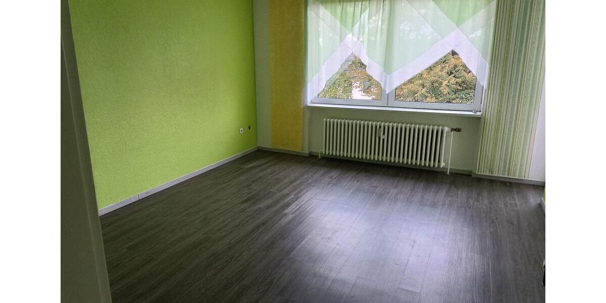 Etagenwohnung Detmold Hakedahl - 5 Zimmer, 116 m&sup2;, 142.000&euro; | Angebot:26897158