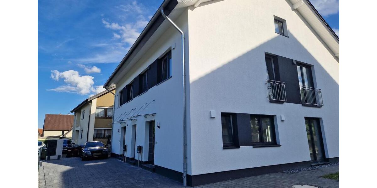 Doppelhaushälfte Detmold Hakedahl - 4 Zimmer, 116 m&sup2;, 1.500&euro; | Angebot:26362126