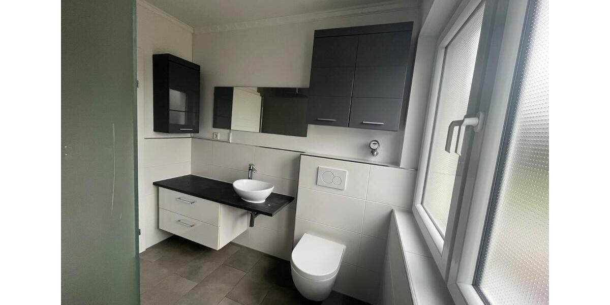 Etagenwohnung Bielefeld Jöllenbeck - 3 Zimmer, 83 m&sup2;, 260.000&euro; | Angebot:27429966
