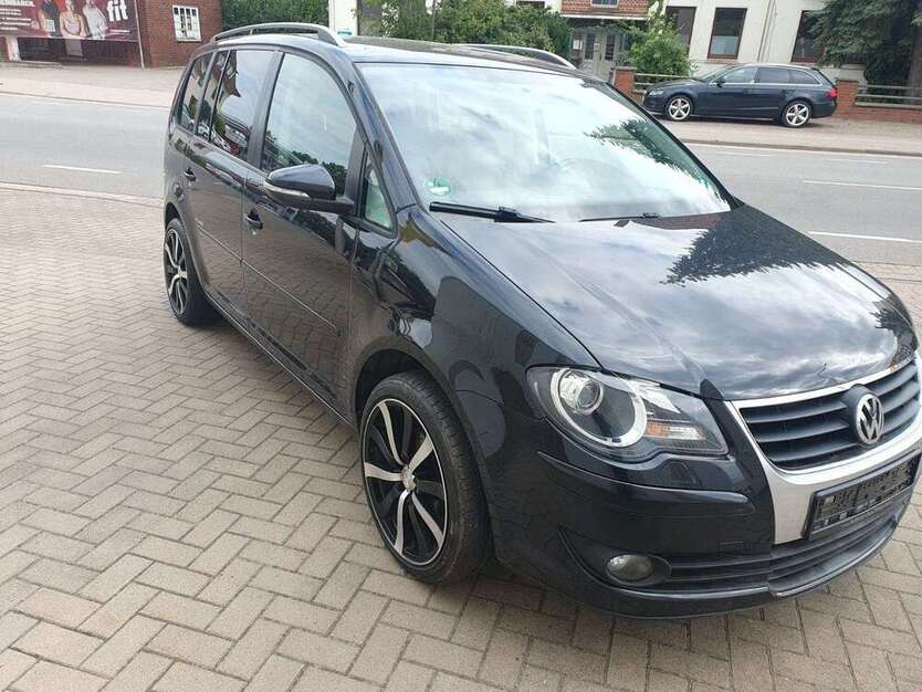 VW Touran 199.960 km 3.750 € Melle 49324