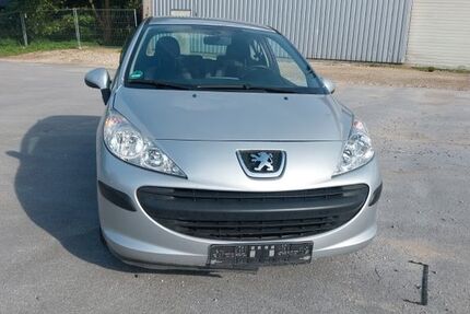 Peugeot 207 158.430 km 1.890 &euro; Bielefeld 33739