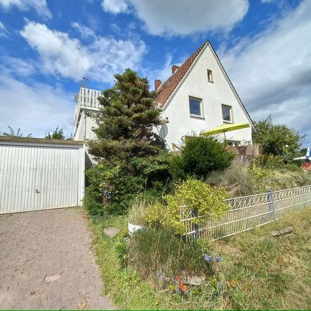 Haus zum Kaufen in Hiddenhausen 330.000 € 183 m²