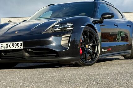 Porsche Taycan 102.000 km 68.900 &euro; Bünde 32257