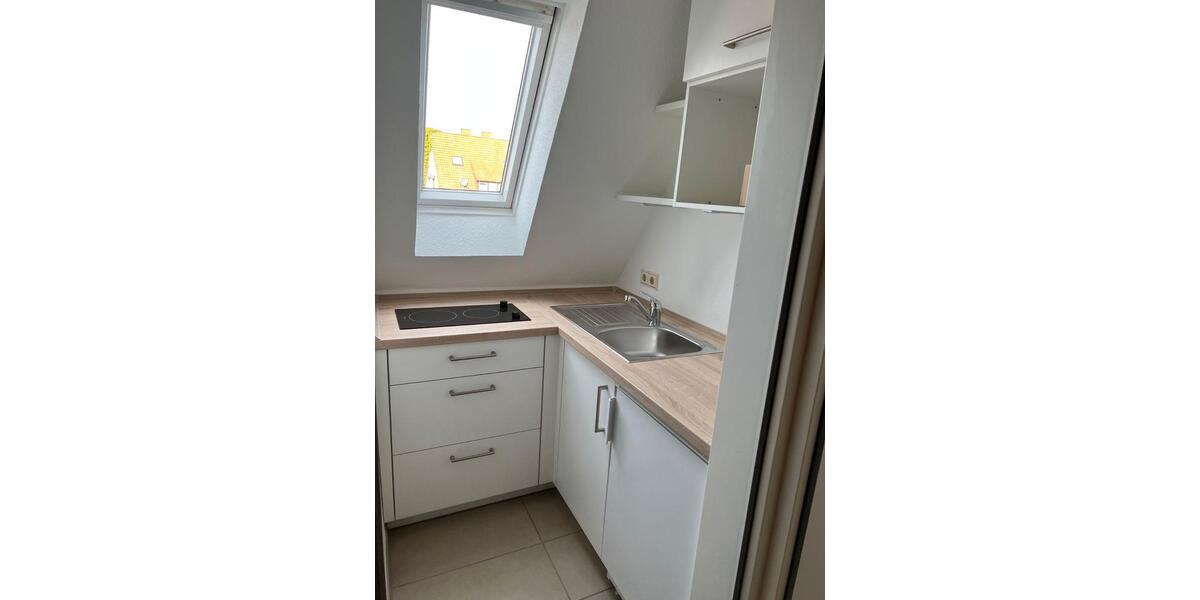 Dachgeschoßwohnung Bad Salzuflen - 1.5 Zimmer, 25 m&sup2;, 425&euro; | Angebot:26639525
