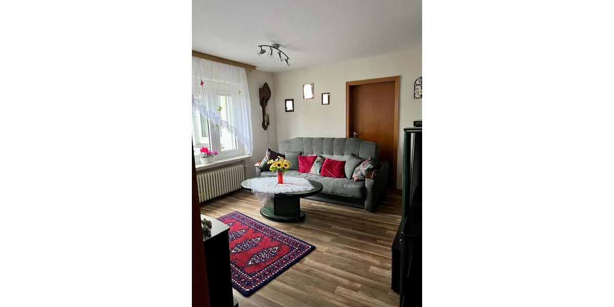 Einfamilienhaus Melle - 6 Zimmer, 250 m&sup2;, 350.000&euro; | Angebot:26780227