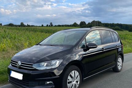 VW Touran 202.000 km 11.499 € Lemgo 32657