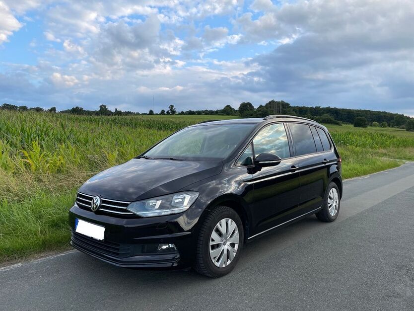 VW Touran 202.000 km 11.499 € Lemgo 32657