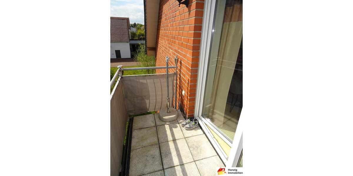 Dachgeschoßwohnung Bielefeld Jöllenbeck - 3 Zimmer, 70 m&sup2;, 580&euro; | Angebot:26299768