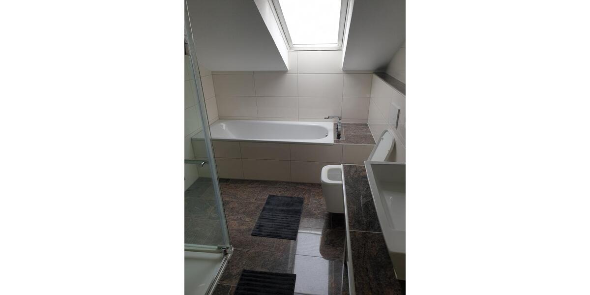 Etagenwohnung Spenge - 3 Zimmer, 90 m&sup2;, 180.000&euro; | Angebot:24811772