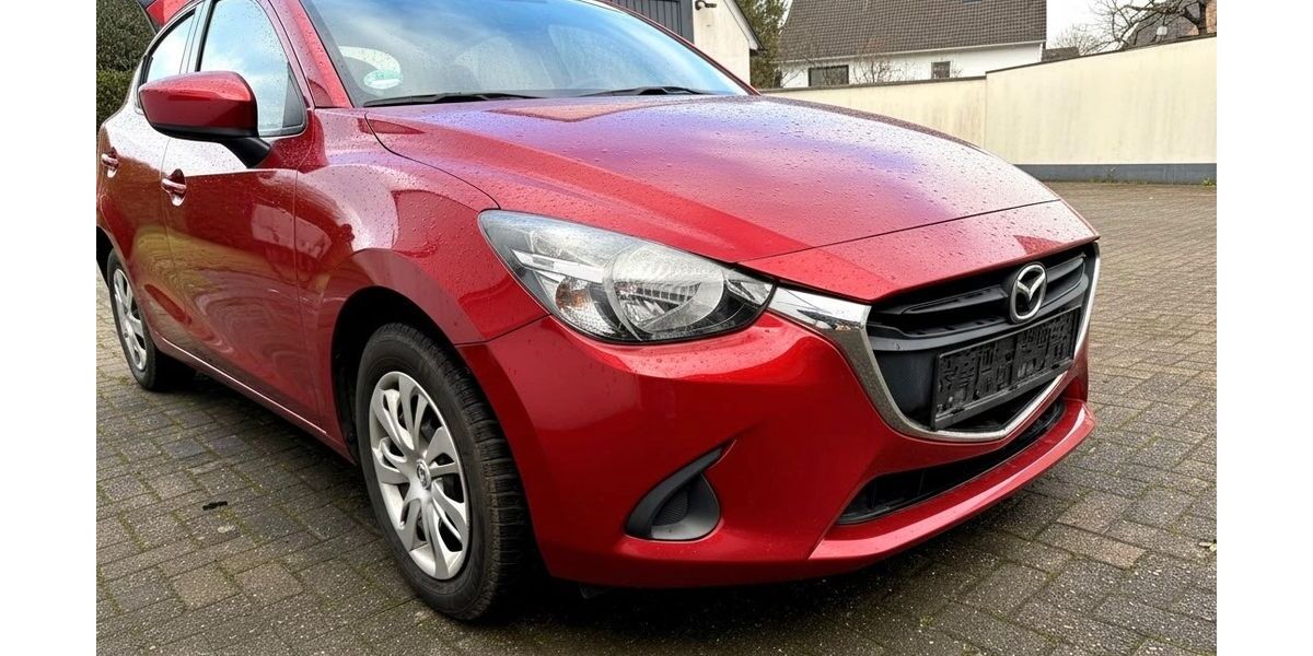 Mazda 2 145.800 km 6.200 &euro; Melle 49324