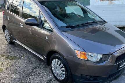 Mitsubishi Colt 124.870 km 4.450 € Bielefeld 33617