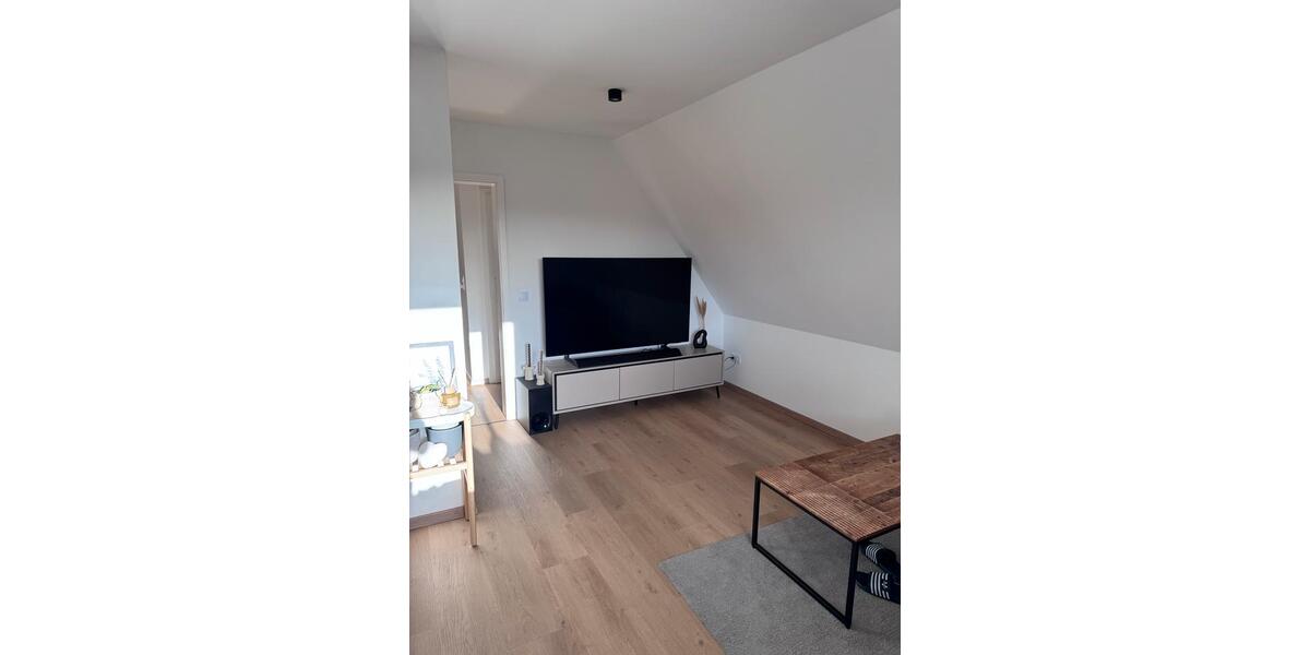 Dachgeschoßwohnung Gütersloh Isselhorst - 2 Zimmer, 60 m&sup2;, 770&euro; | Angebot:25660345