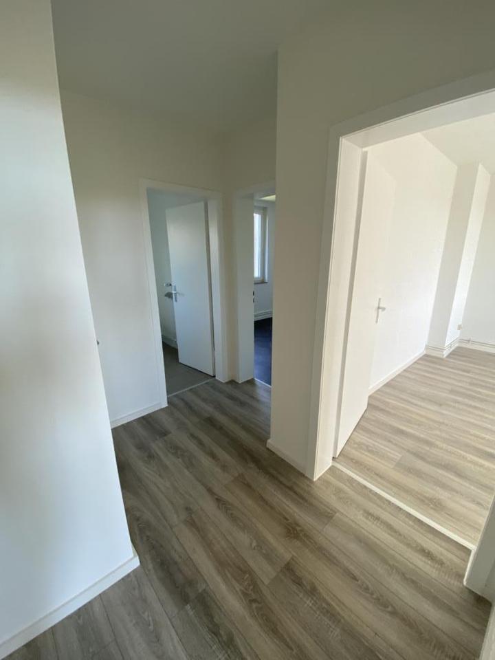 Gemütliche 2-Raumwohnung mit Balkon - In Renovierung zimmer