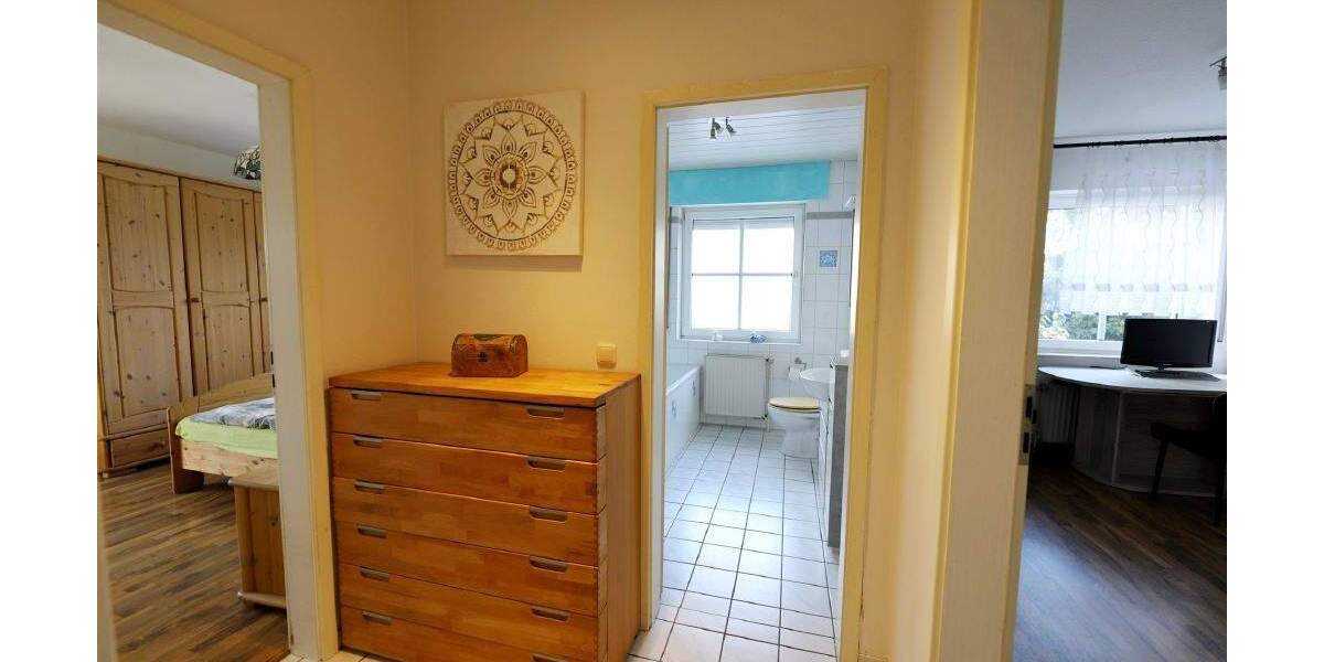 Etagenwohnung Lage Waddenhausen - 3 Zimmer, 85 m&sup2;, 160.000&euro; | Angebot:25689544