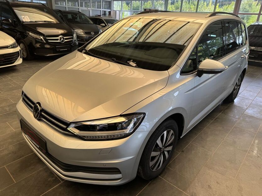 VW Touran 23.999 km 29.999 € Versmold 33775