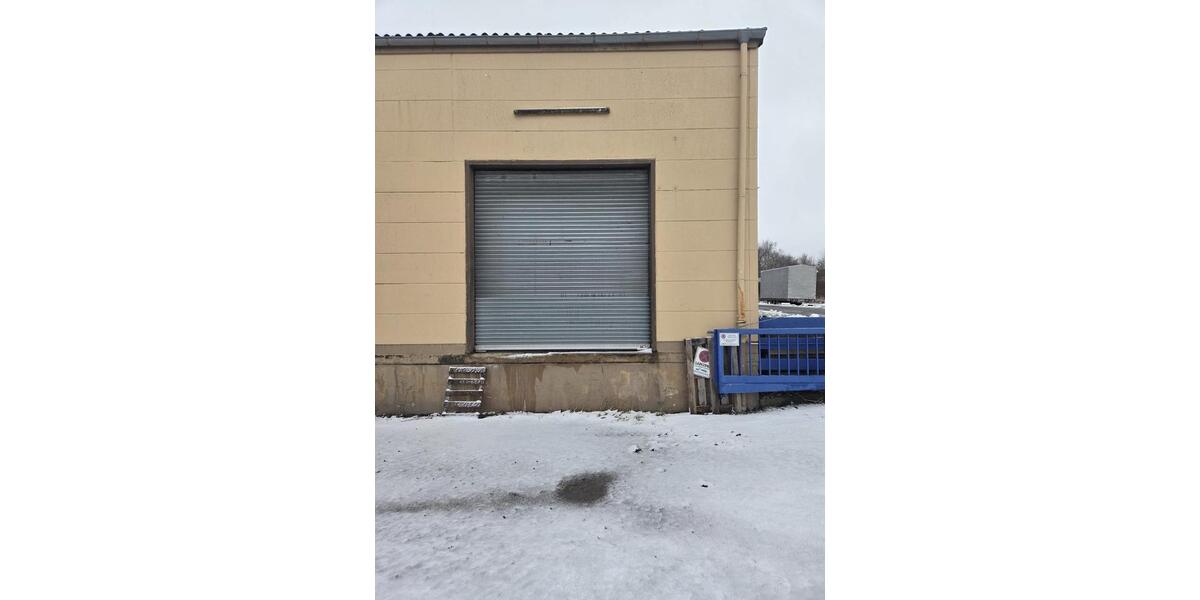 Lagerhalle mit Rampe zimmer