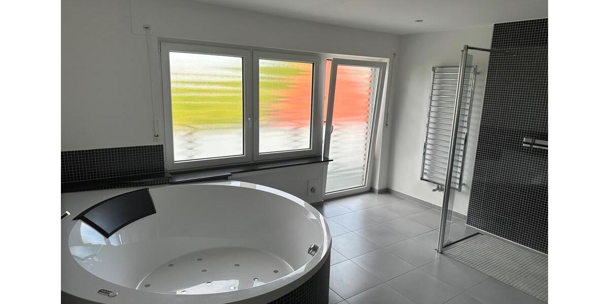 Etagenwohnung Herford Diebrock - 1 Zimmer, 160 m&sup2;, 1.200&euro; | Angebot:26415692