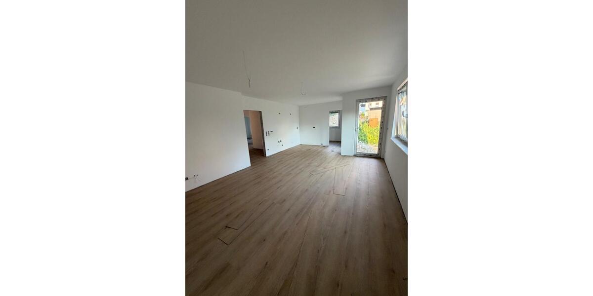 Erdgeschoßwohnung Leopoldshöhe - 3 Zimmer, 83 m&sup2;, 342.000&euro; | Angebot:26921134