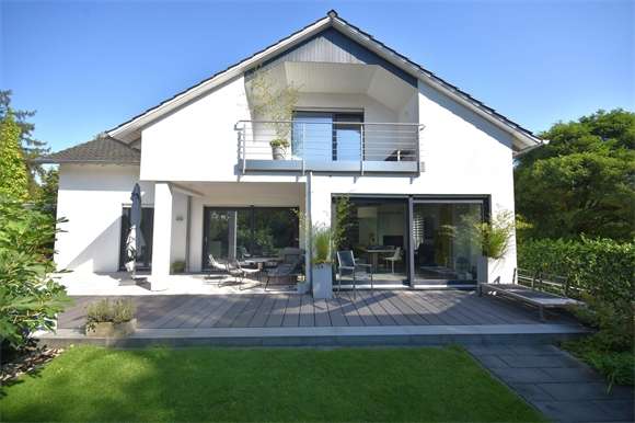 Haus zum Kaufen in Bielefeld 1.185.000 € 320.58 m²