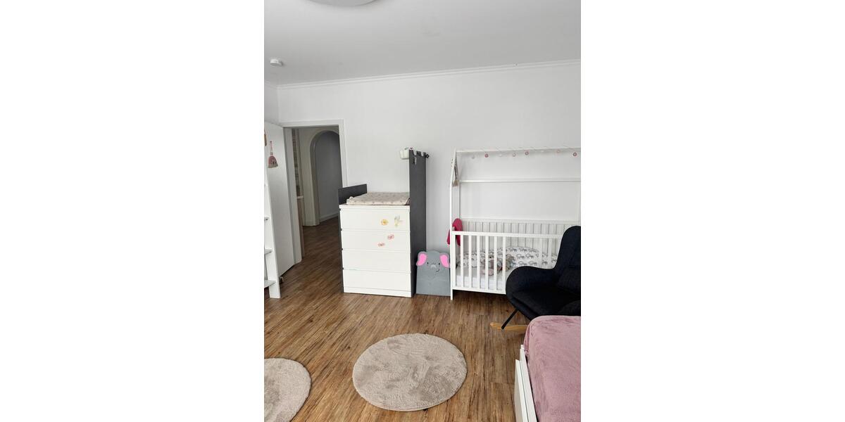 Etagenwohnung Gütersloh Isselhorst - 3 Zimmer, 120 m&sup2;, 1.100&euro; | Angebot:24780694