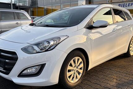 Hyundai i30 105.000 km 10.490 &euro; Bielefeld 33609