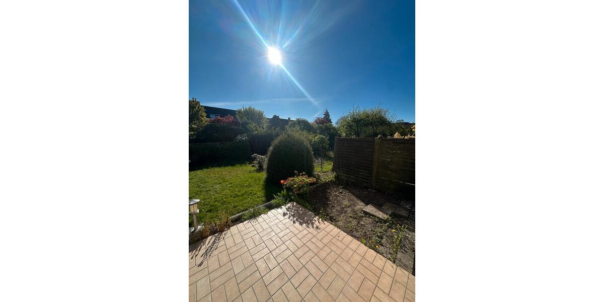 Reihenhaus Bielefeld Heepen - 7 Zimmer, 130 m&sup2;, 1.800&euro; | Angebot:26374931