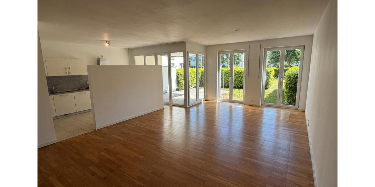 Erdgeschoßwohnung Bad Oeynhausen - 3 Zimmer, 105 m&sup2;, 1.390&euro; | Angebot:26689285