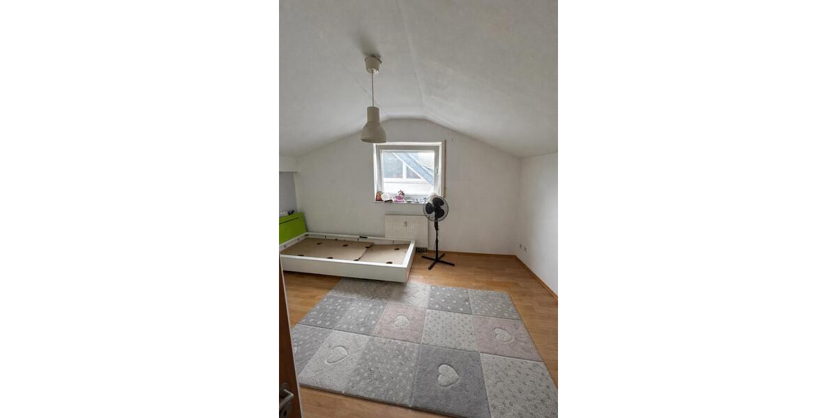 Maisonettenwohnung Steinhagen - 5 Zimmer, 125 m&sup2;, 1.250&euro; | Angebot:26130766