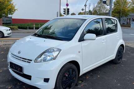 Daihatsu Sirion 130.000 km 2.390 &euro; Herford 32049