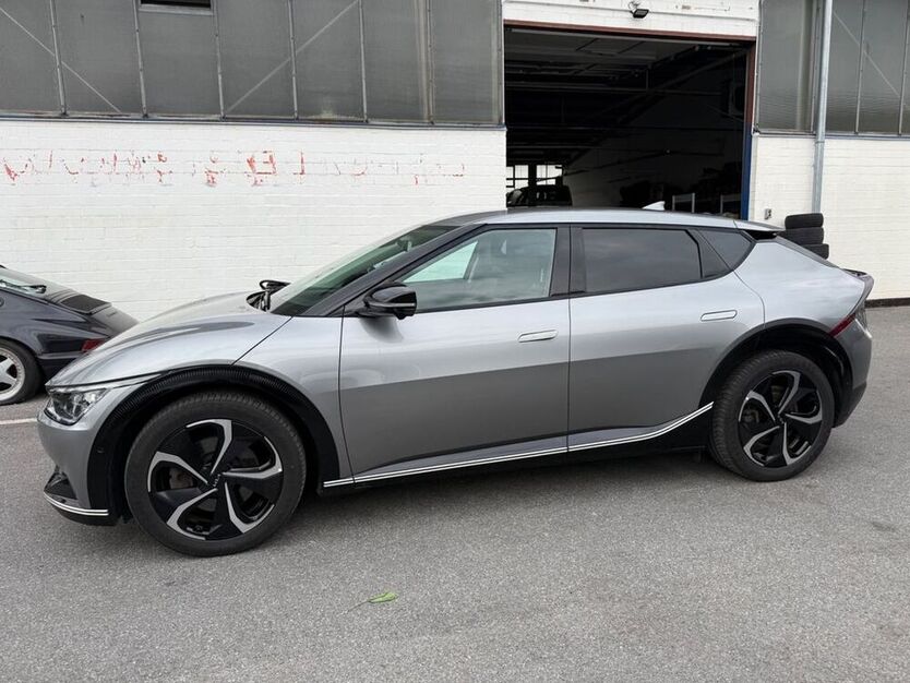 EV6